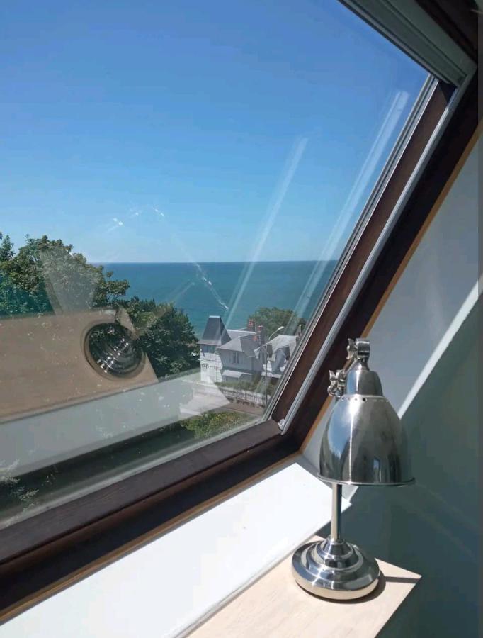 Appartement 45M2 - Proche Deauville - Vue Mer Bénerville-sur-Mer Kültér fotó